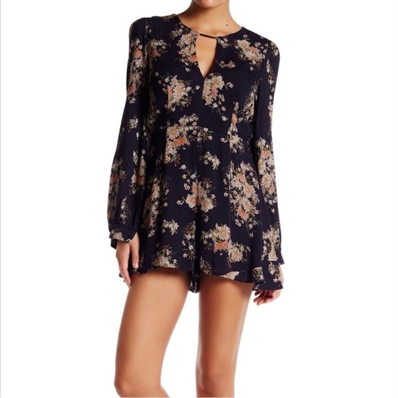 Astr Pants - Astr the Label Floral Print Long Sleeve Romper